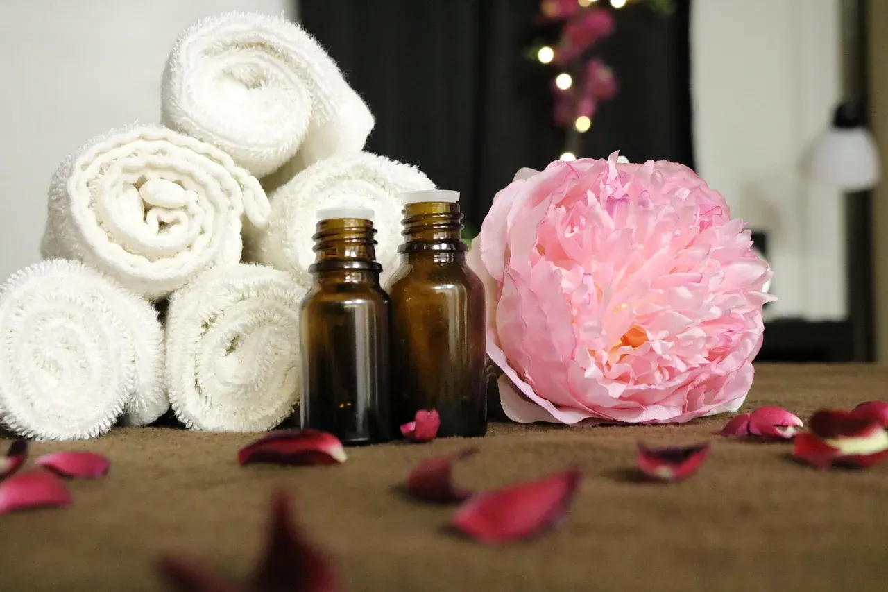 Onction aromatique - essential-oils-3931419_1280 Onction aromatique - essential-oils-3931419_1280